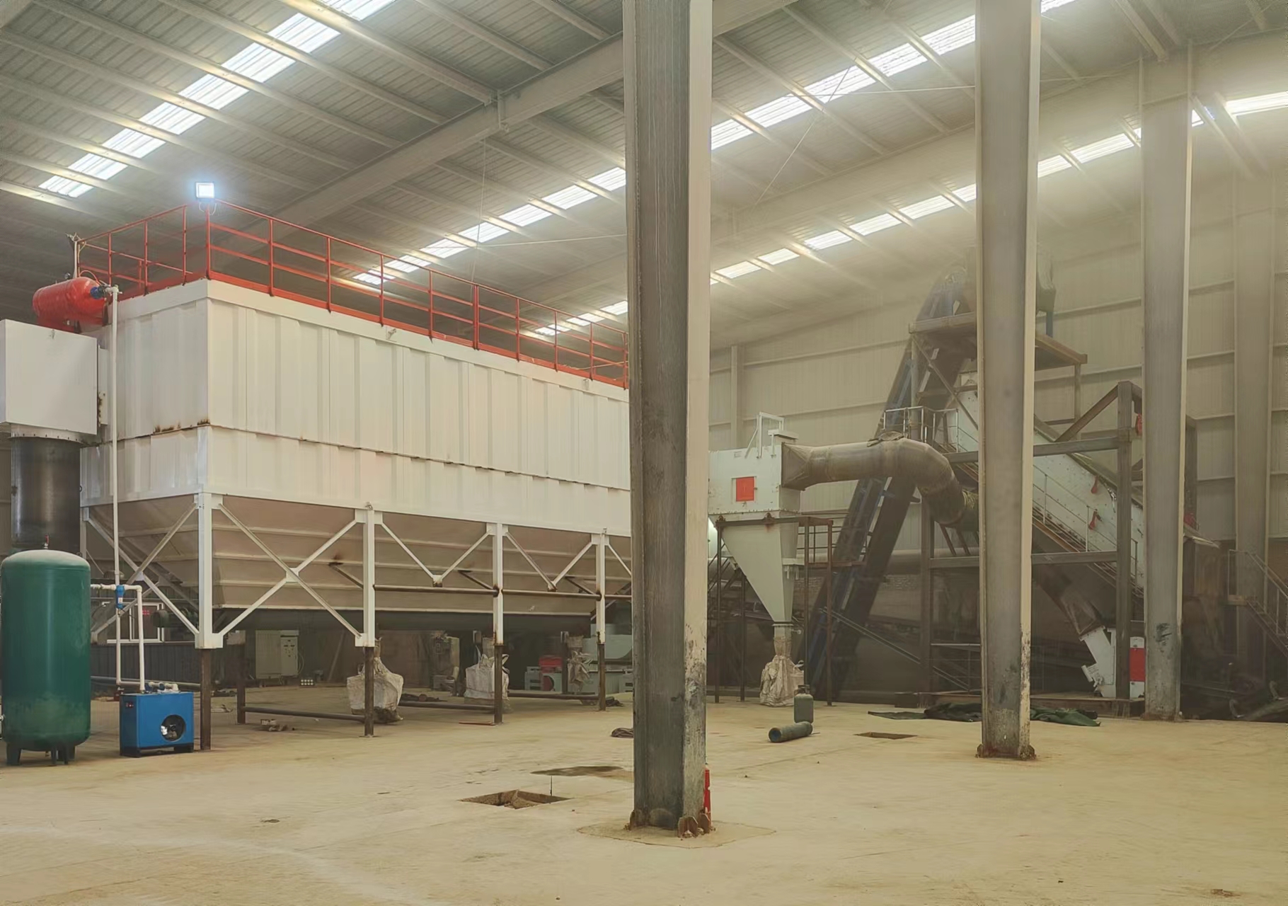 與平面制砂相比，干法制砂樓有哪些優(yōu)勢(shì)？