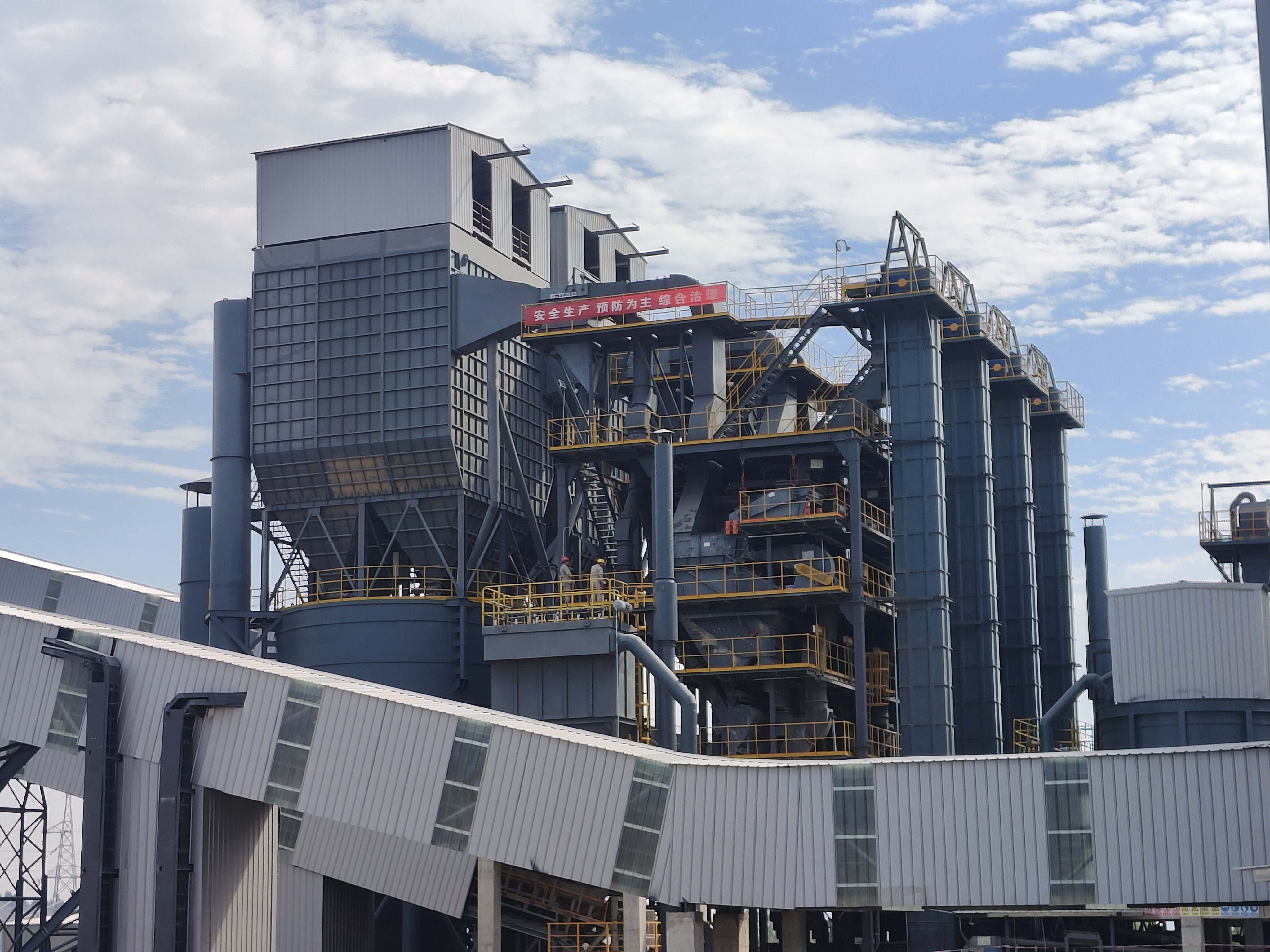 河南208家礦山納入省級綠色礦山名錄，制砂樓助力綠色砂石建設(shè)！